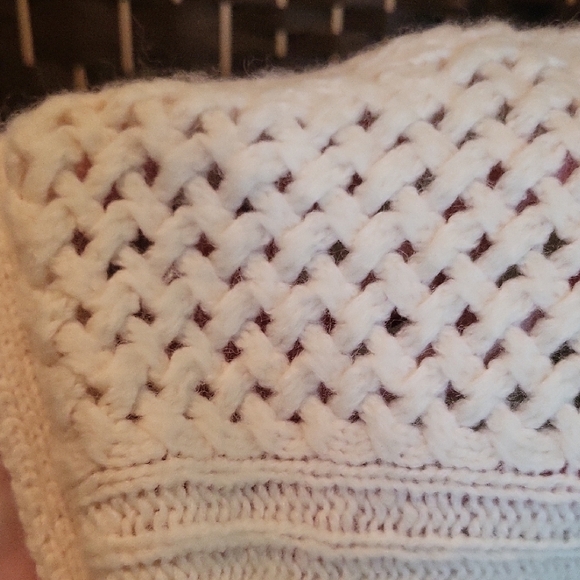 Ralph Lauren Ivory Turtleneck Poncho - Picture 5 of 7